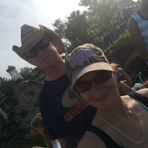 Meet your Posher, Rose